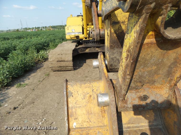 image for item DB5898 1995 Caterpillar 320L excavator