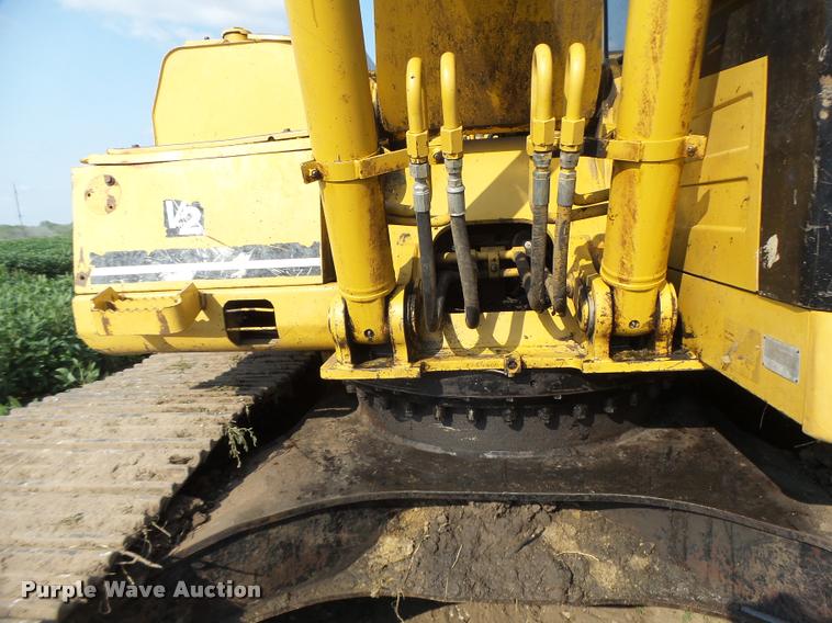 image for item DB5898 1995 Caterpillar 320L excavator