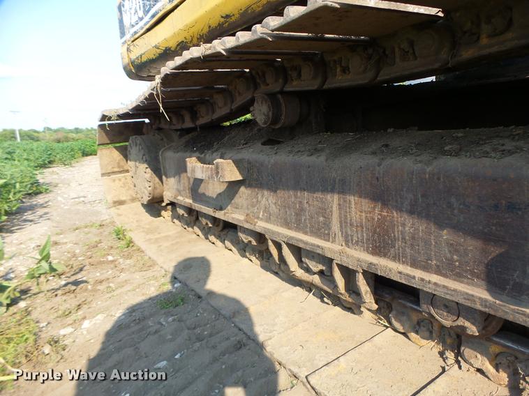 image for item DB5898 1995 Caterpillar 320L excavator