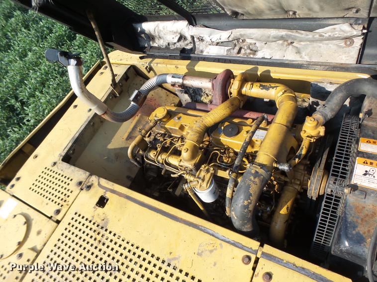 image for item DB5898 1995 Caterpillar 320L excavator
