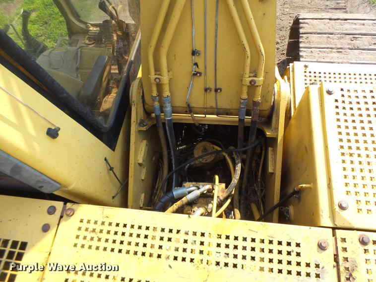 image for item DB5898 1995 Caterpillar 320L excavator