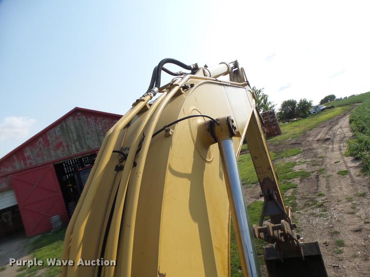 image for item DB5898 1995 Caterpillar 320L excavator