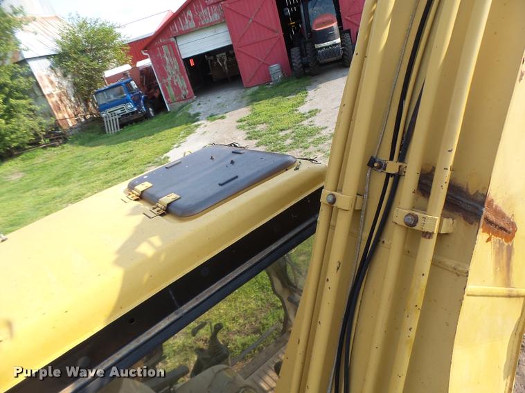 image for item DB5898 1995 Caterpillar 320L excavator