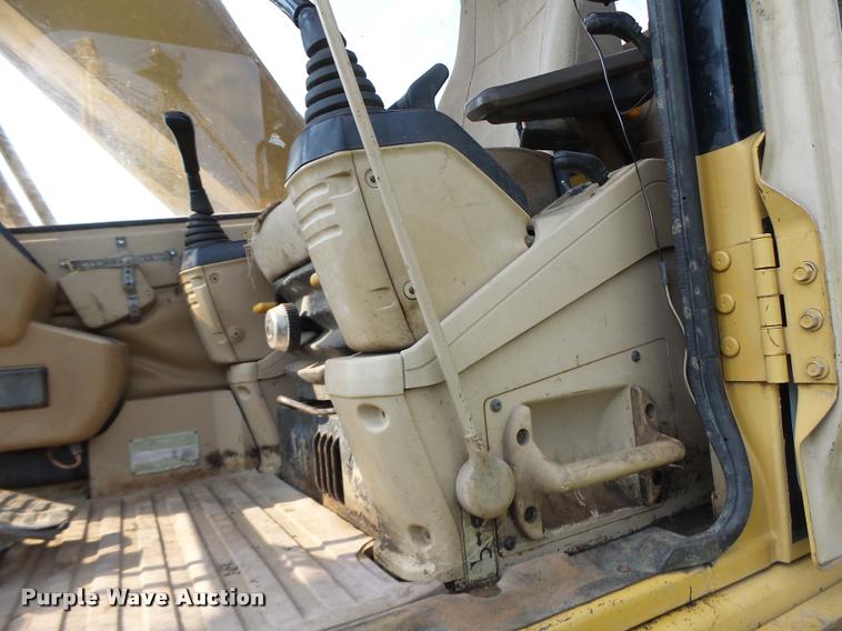 image for item DB5898 1995 Caterpillar 320L excavator