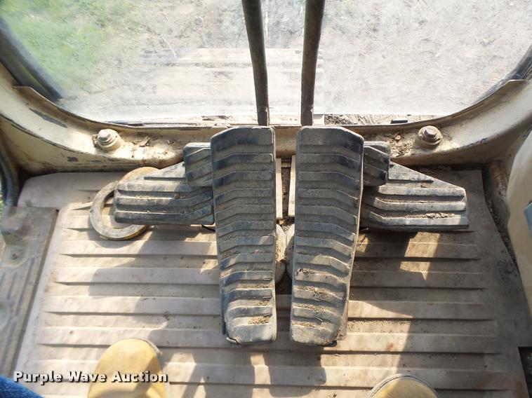 image for item DB5898 1995 Caterpillar 320L excavator