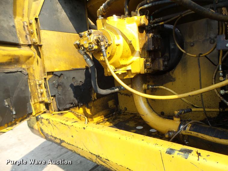 image for item DB5898 1995 Caterpillar 320L excavator