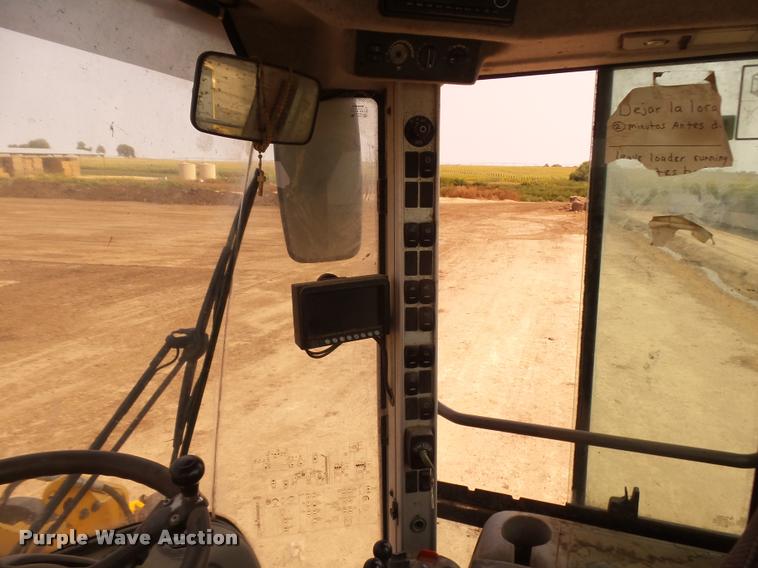 image for item DB6232 2011 Volvo L20F wheel loader