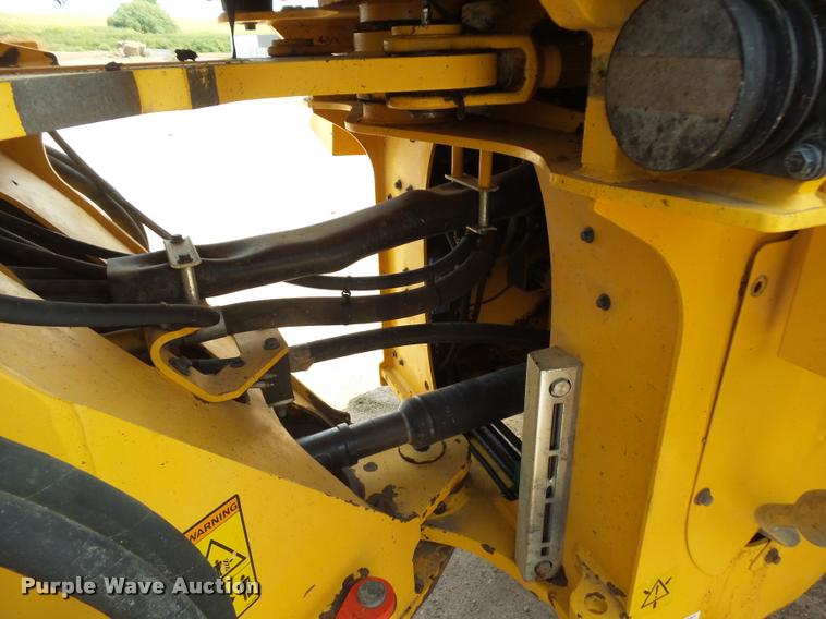 image for item DB6232 2011 Volvo L20F wheel loader
