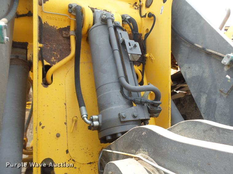 image for item DB6232 2011 Volvo L20F wheel loader