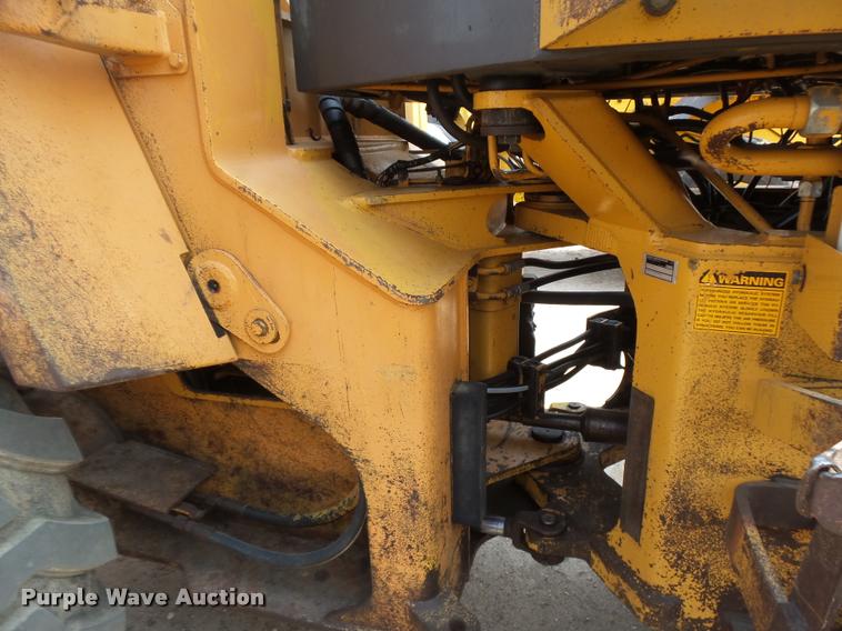 image for item DB6233 1998 Case 721B XR wheel loader