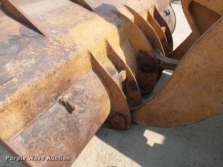 image for item DB6233 1998 Case 721B XR wheel loader