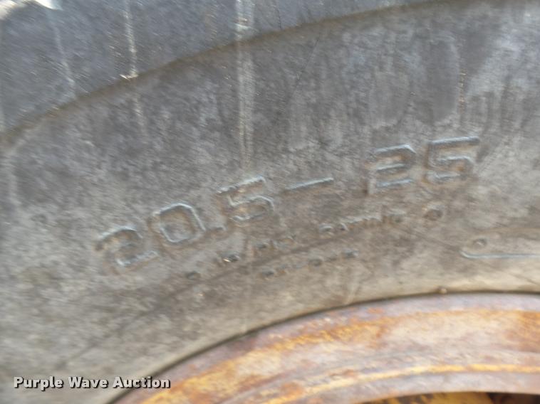 image for item DB6233 1998 Case 721B XR wheel loader