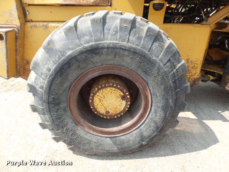 image for item DB6233 1998 Case 721B XR wheel loader