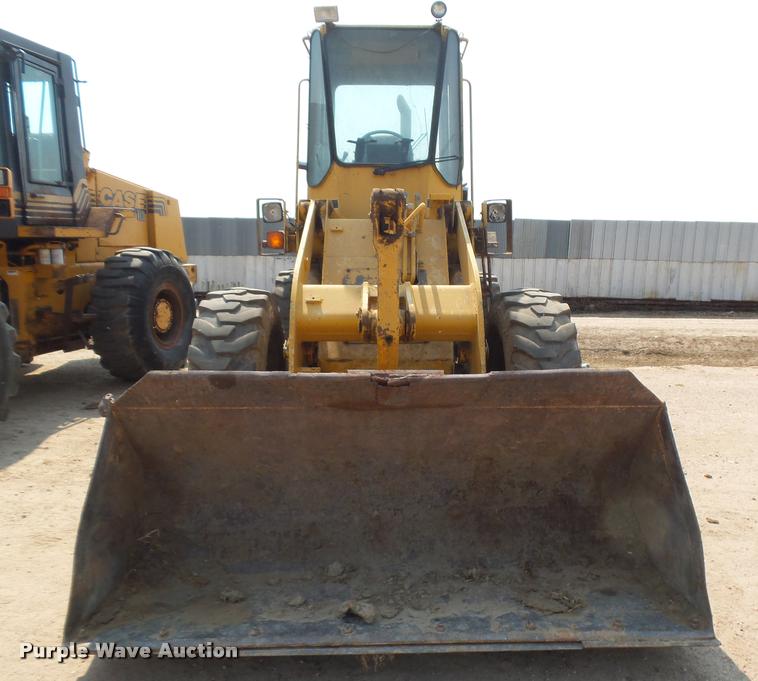 image for item DB6234 1989 John Deere 344E wheel loader