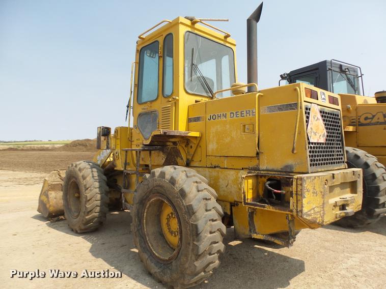 image for item DB6234 1989 John Deere 344E wheel loader