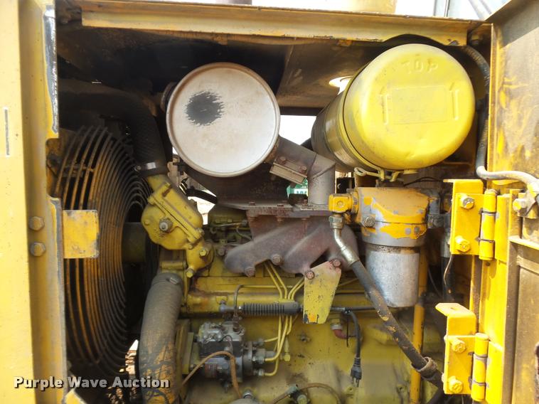 image for item DB6234 1989 John Deere 344E wheel loader