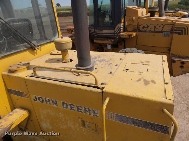 image for item DB6234 1989 John Deere 344E wheel loader