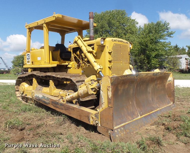 image for item DB6448 1972 Caterpillar D7F military dozer