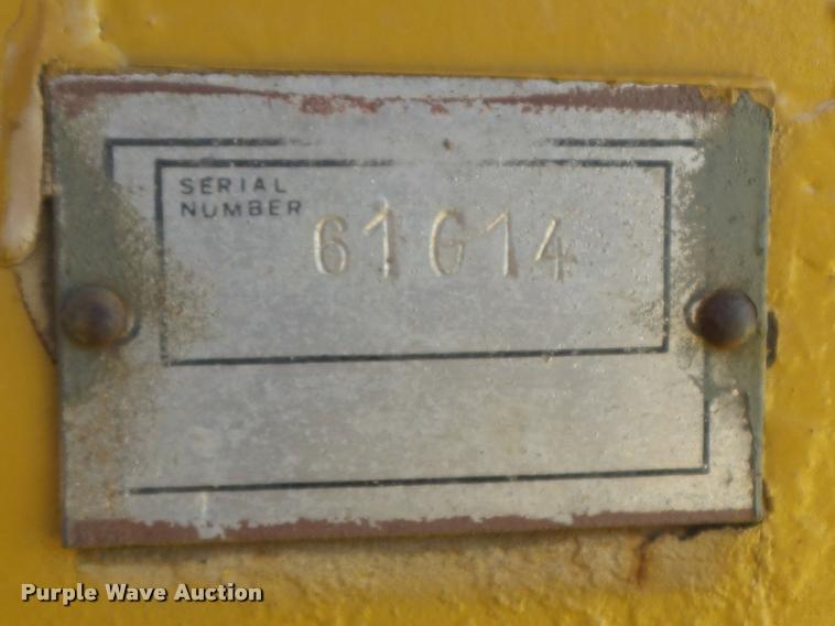 image for item DB6448 1972 Caterpillar D7F military dozer