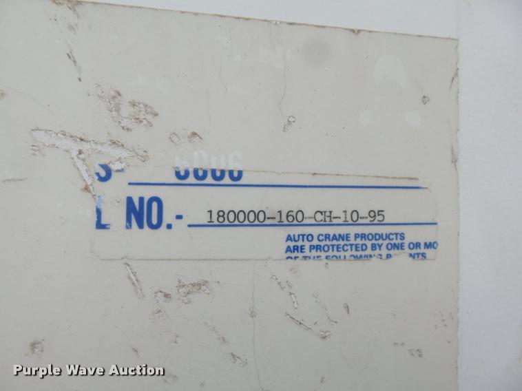 image for item DB6449 1987 Ford F700 service truck