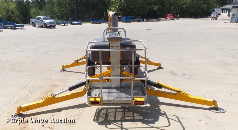 image for item DB6454 2007 Biljax 5533A boom lift