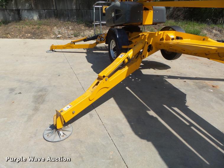 image for item DB6454 2007 Biljax 5533A boom lift