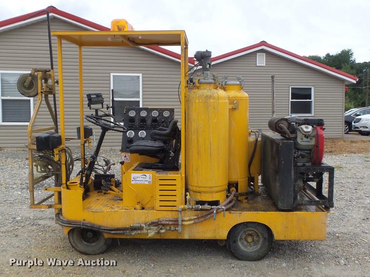 image for item DB6476 Kelly-Creswell WV50-AG paint striping machine