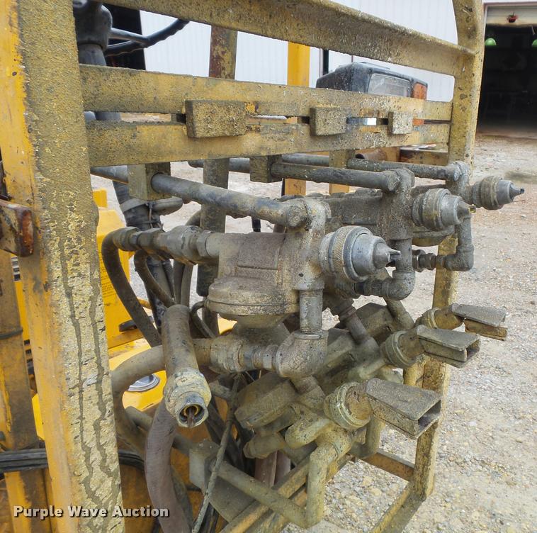 image for item DB6476 Kelly-Creswell WV50-AG paint striping machine