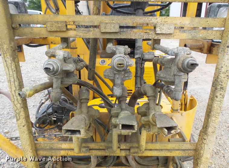 image for item DB6476 Kelly-Creswell WV50-AG paint striping machine