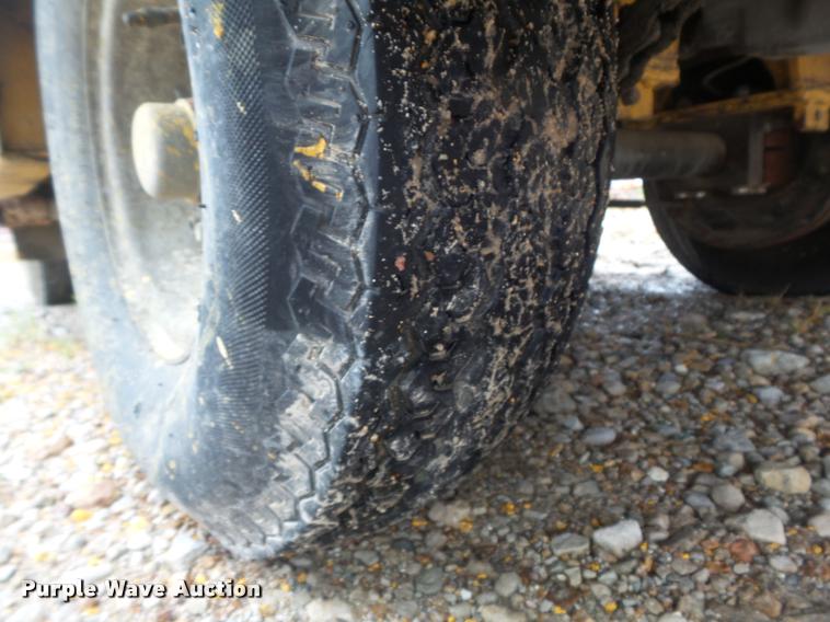 image for item DB6476 Kelly-Creswell WV50-AG paint striping machine