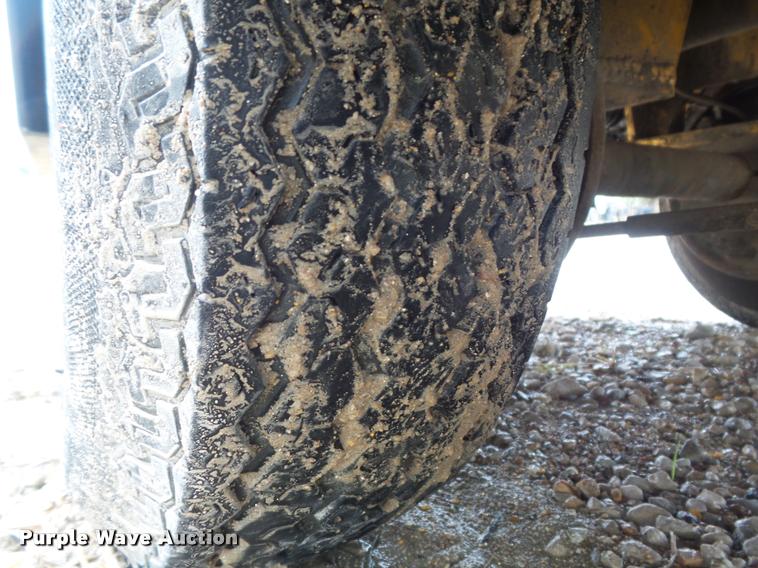 image for item DB6476 Kelly-Creswell WV50-AG paint striping machine