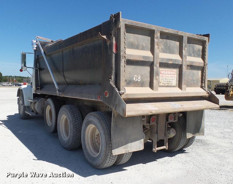 image for item DB7399 2004 Freightliner FLD120 SD dump truck