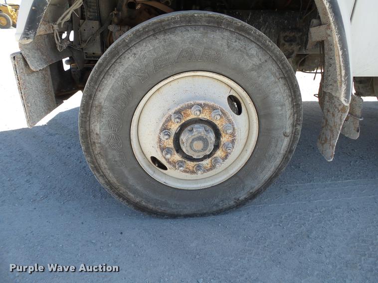 image for item DB7399 2004 Freightliner FLD120 SD dump truck