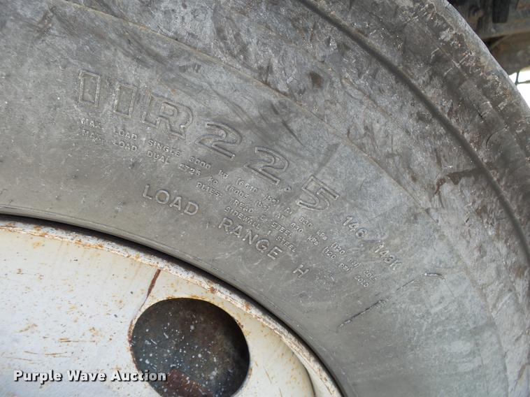 image for item DB7399 2004 Freightliner FLD120 SD dump truck