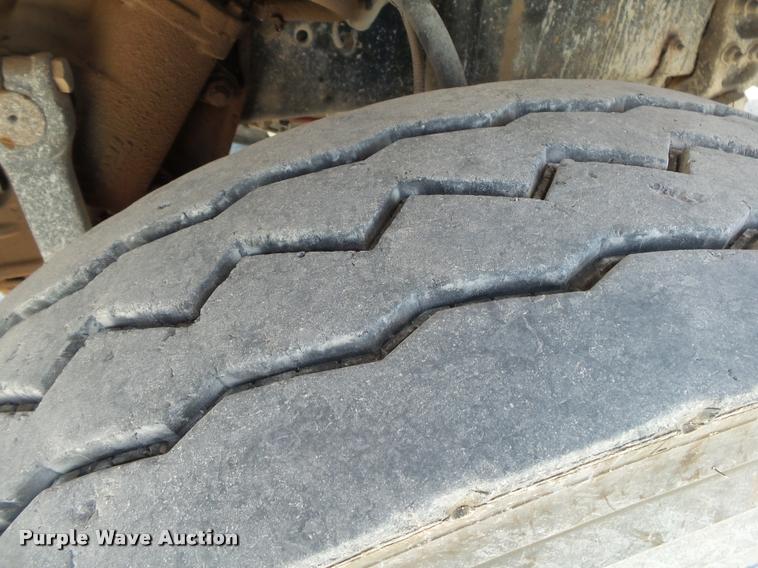 image for item DB7399 2004 Freightliner FLD120 SD dump truck