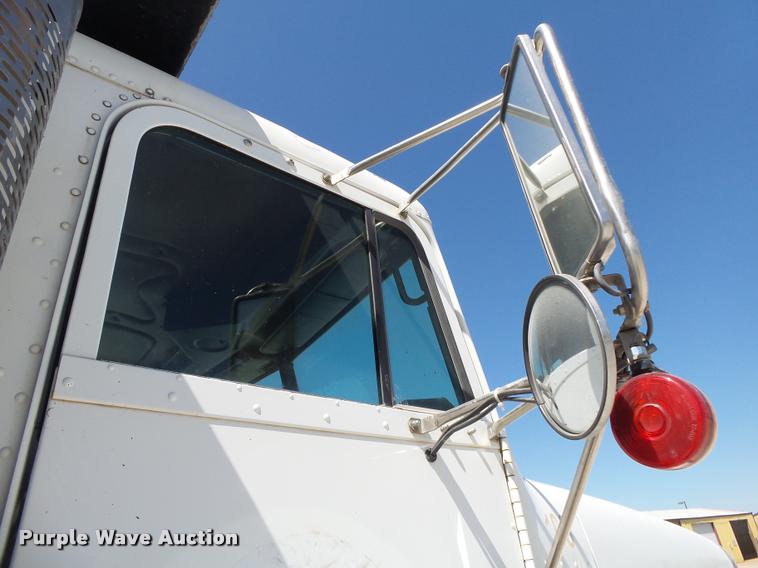 image for item DB7399 2004 Freightliner FLD120 SD dump truck