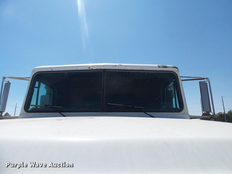 image for item DB7399 2004 Freightliner FLD120 SD dump truck