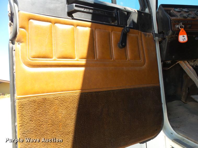 image for item DB7399 2004 Freightliner FLD120 SD dump truck