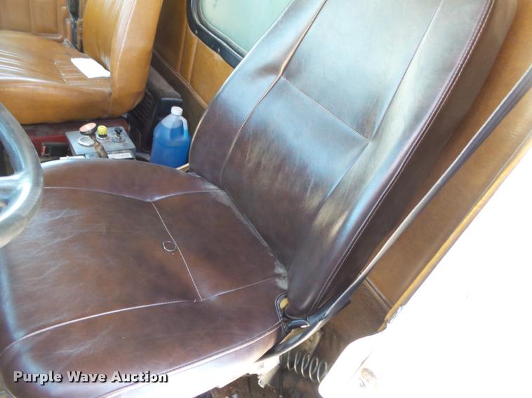 image for item DB7399 2004 Freightliner FLD120 SD dump truck