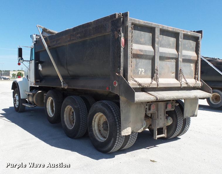 image for item DB7400 2004 Freightliner FLD120 SD dump truck