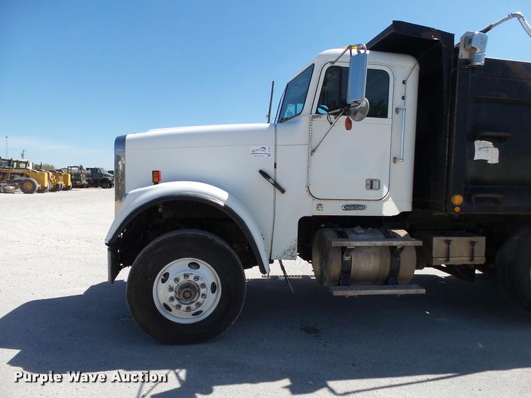 image for item DB7400 2004 Freightliner FLD120 SD dump truck