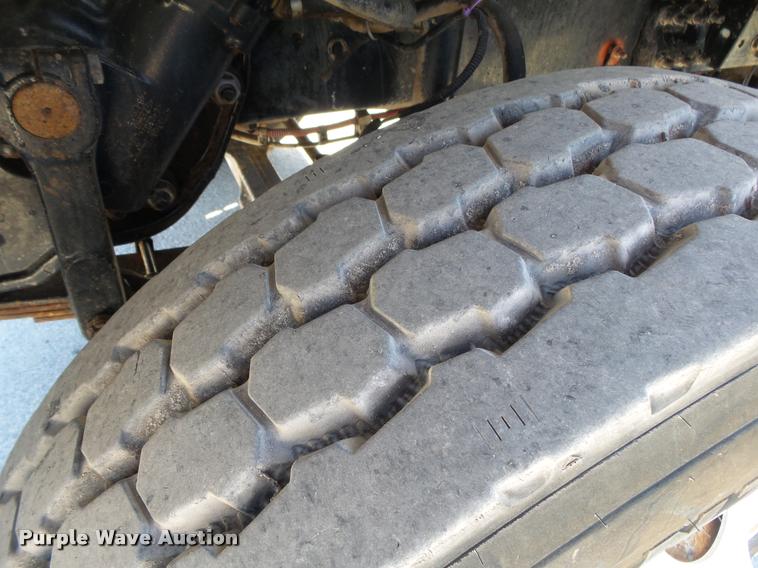 image for item DB7400 2004 Freightliner FLD120 SD dump truck