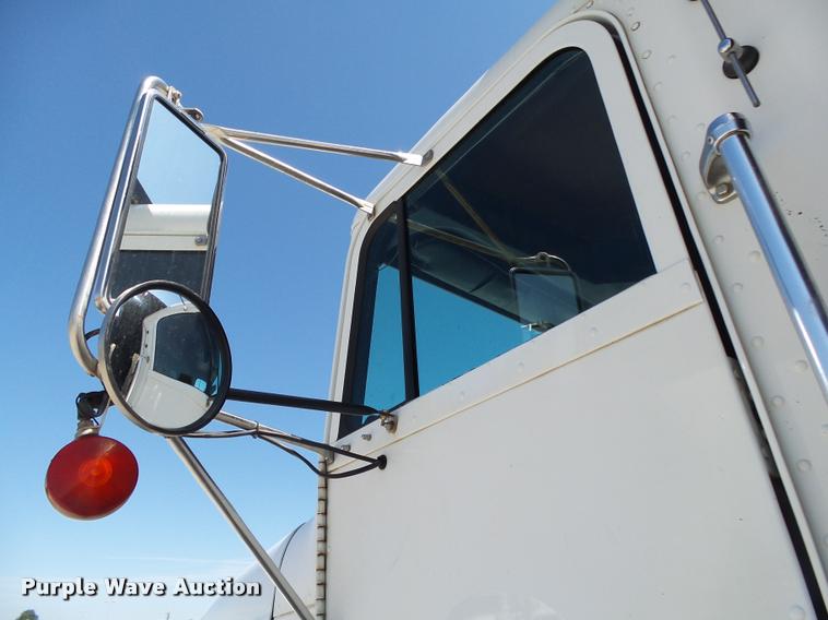 image for item DB7400 2004 Freightliner FLD120 SD dump truck