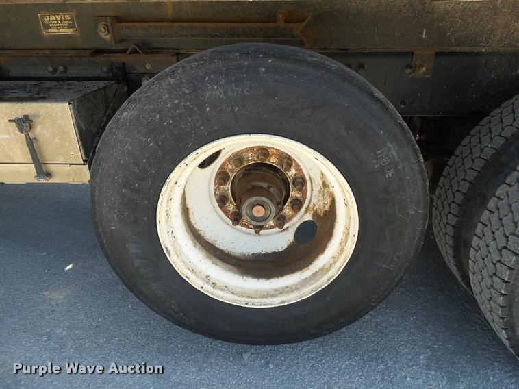 image for item DB7400 2004 Freightliner FLD120 SD dump truck