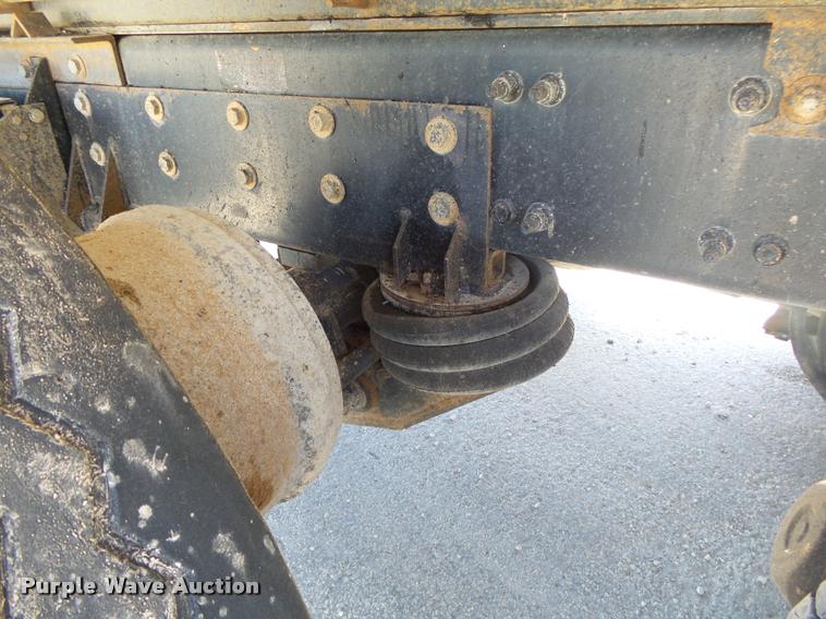 image for item DB7400 2004 Freightliner FLD120 SD dump truck