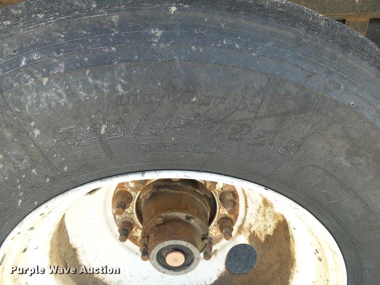 image for item DB7400 2004 Freightliner FLD120 SD dump truck