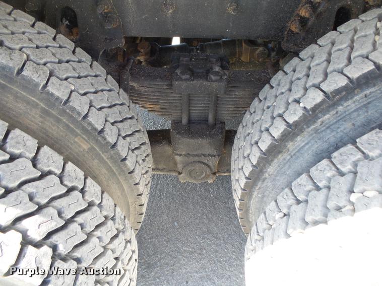 image for item DB7400 2004 Freightliner FLD120 SD dump truck