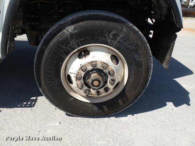 image for item DB7400 2004 Freightliner FLD120 SD dump truck