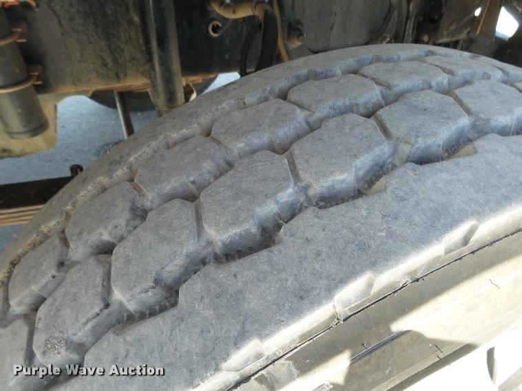 image for item DB7400 2004 Freightliner FLD120 SD dump truck