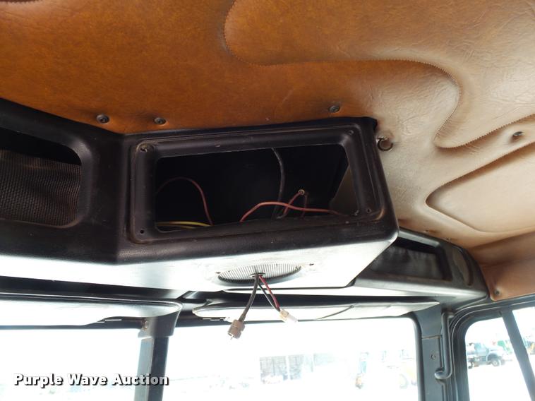 image for item DB7400 2004 Freightliner FLD120 SD dump truck